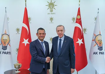 CHP lideri Özgür Özel Başkan Erdoğan ile görüşmesinin detaylarını anlattı: Gülüşmeler, karşılıklı espriler...