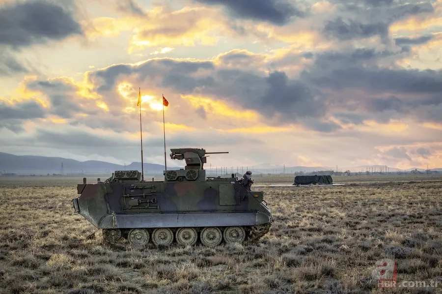 Yerli ve milli teknoloji sahada: Türkiye’nin ilk elektrikli zırhlı personel taşıyıcısı E-ZPT görücüye çıktı 5