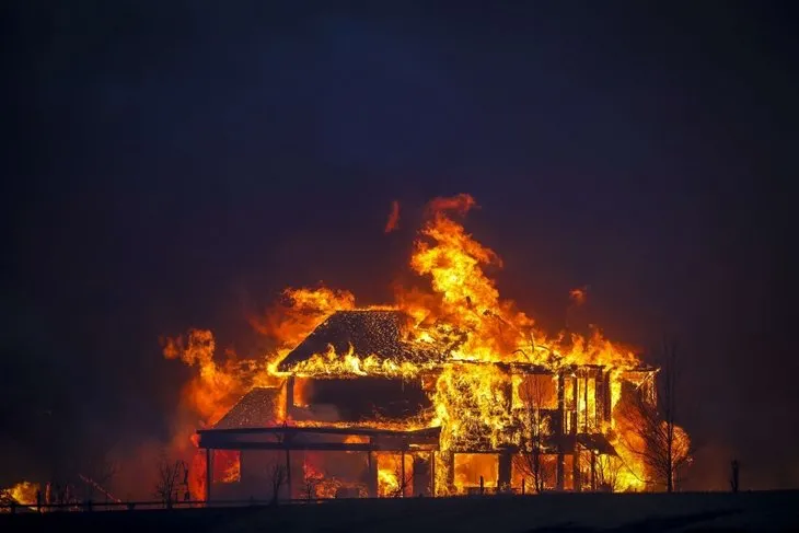 ABD’nin Colorado eyaleti yanıyor! Adeta cehennemi yaşıyor