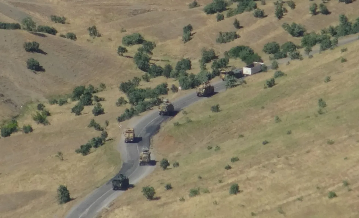 'Pençe Harekatı'nda sınıra 'Bora' sevkiyatı