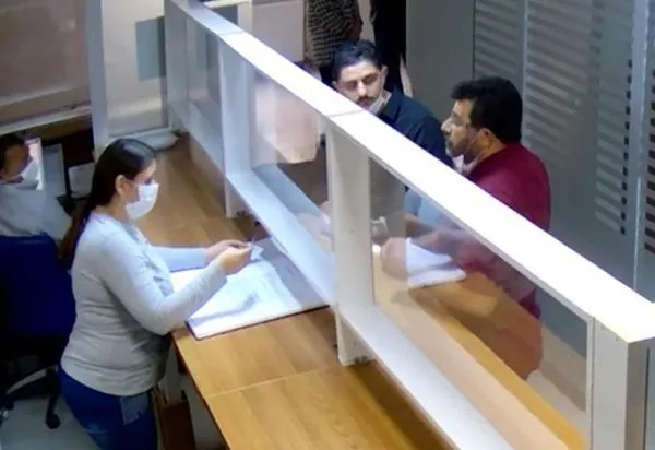 Mersin’de şoke eden olay! Sahte kimlik ve dublörle başkasının dükkanlarını sattılar - 1
