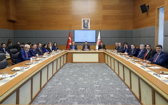 TBMM Çevre Komisyonu Başkanlığına Galip Ensarioğlu seçildi | Galip Ensarioğlu kimdir?