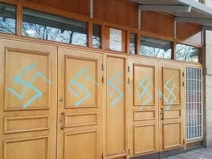1688437518912.jpg Terör yuvası İsveç İslam'la savaş halinde: Mahkeme kararıyla Kur'an yaktırıyorlar - 5