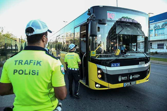 İstanbul'da toplu taşıma araçlarına koronavirüs denetimi! Ceza kesildi - 3