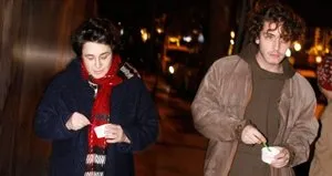 Esra Dermancıoğlu ve Boran Kuzum’dan akşam gezmesi