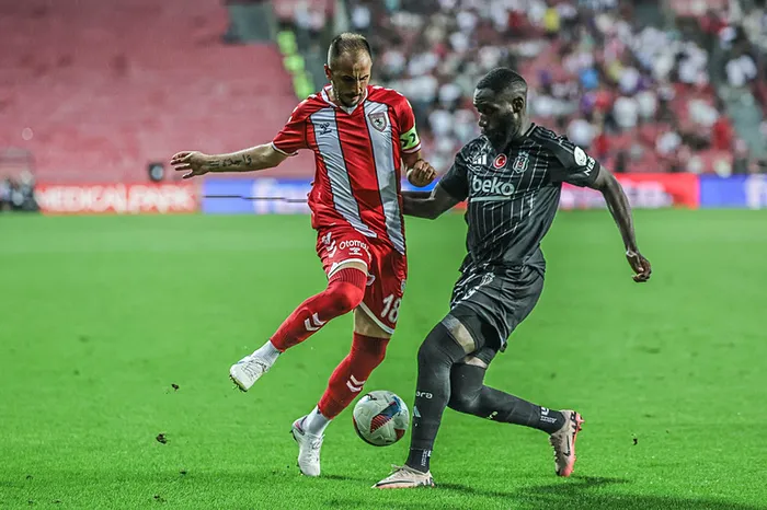 besiktas-samsunda-yeni-transferleriyle-3-puana-uzandi-iste-macta-yasananlar-1723411046454.jpg Beşiktaş Samsun'da yeni transferleriyle 3 puana uzandı! İşte maçta yaşananlar... - 4