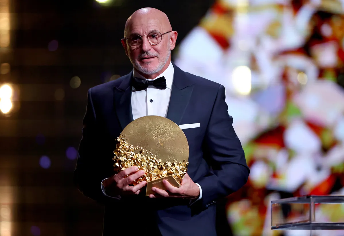 Ödül töreninde Luis De La Fuente (EPA)