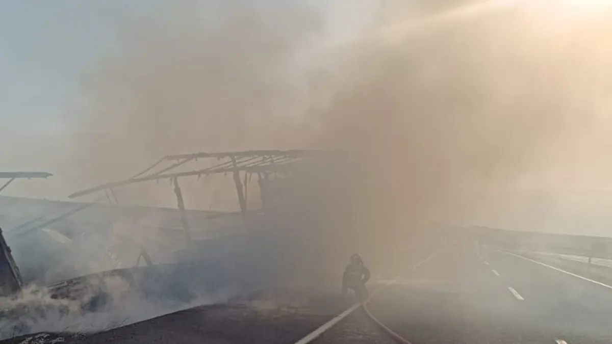 Şırnak’ta seyir halindeki TIR alev aldı!