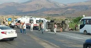 Karşı şeride geçen işçi otobüsü dehşet saçtı