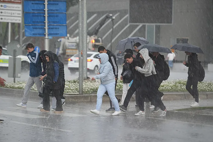 1746857581676.jpeg Meteoroloji’den 23 ile sarı kodlu alarm (AA)