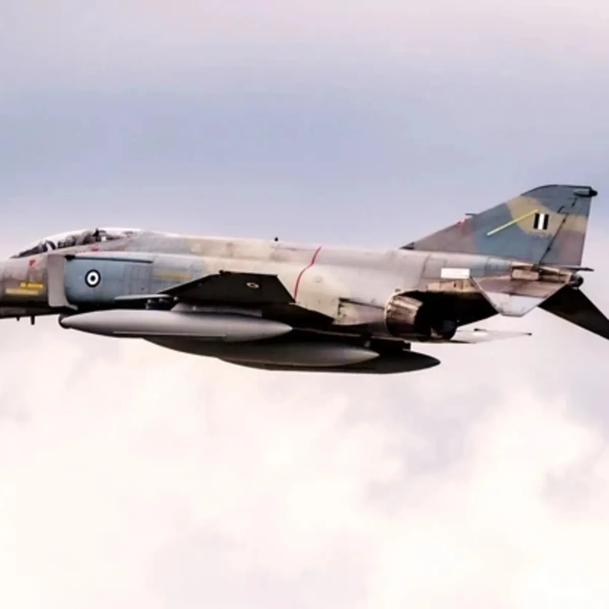 Yunanistan’da hava gösterisinde F-4 kazası: Savaş uçağı Tanagra Hava Üssü’nde düştü