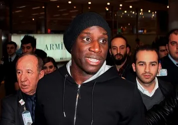 Demba Ba, Beşiktaş için İstanbul'a geldi