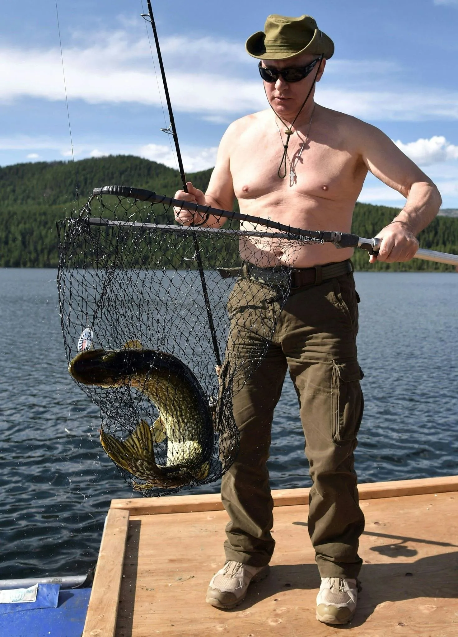 Мужик На Рыбалке