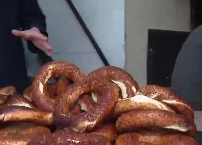 Ankara Kalesi’nde 120 yıllık simit geleneği