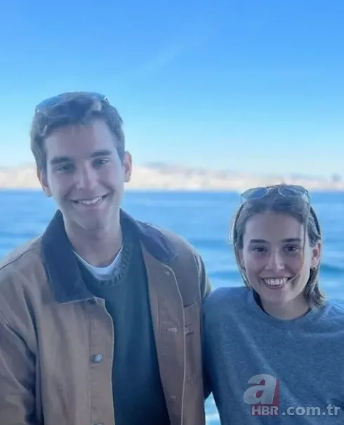 Arzum Onan ve Mehmet Aslantuğ’un oğlu Can Aslantuğ’dan aşk pozu! Gören şaştı kaldı! Hık demiş Arzum Onan’ın burnundan düşmüş! 5