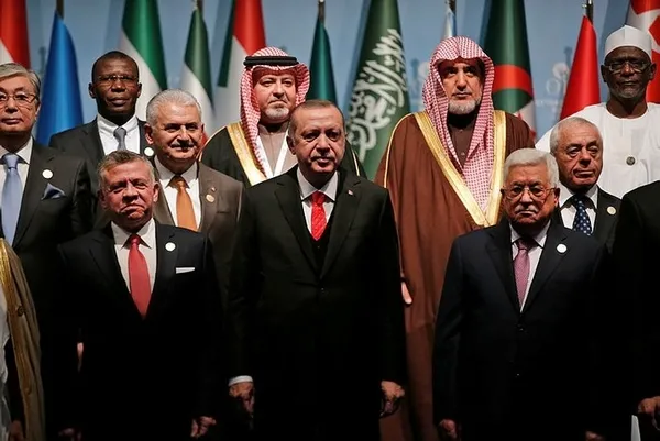 islam-isbirligi-teskilati-gazze-icin-devreye-giriyor-abdye-cagri-dunyaya-mesaj-kosulsuz-ateskes-ilani-1701986065354.jpg İslam İşbirliği Teşkilatı Gazze için devreye giriyor! ABD’ye çağrı, dünyaya mesaj: Koşulsuz ateşkes ilanı - 2