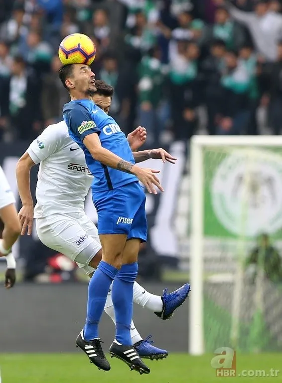 Konyaspor Kasımpaşa maçında gol düeollosu yaşandı