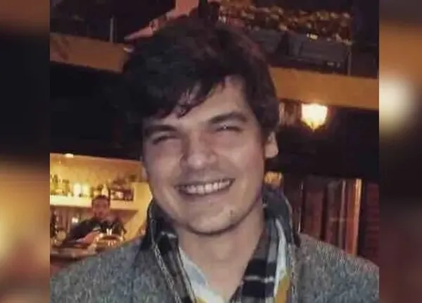 intihar-eden-yapi-kredi-calisani-efe-demir-kimdir-kac-yasinda-efe-demir-oldu-mu-1679133760093.jpg Yapı Kredi çalışanı Efe Demir kimdir, ne iş yapıyordu? İntihar eden EFE DEMİR'in yazdığı mektup... - 4