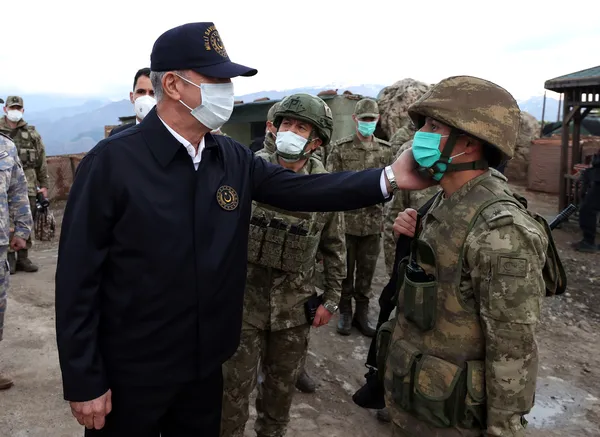 Son dakika: Milli Savunma Bakanı Hulusi Akar Irak’ın kuzeyinde