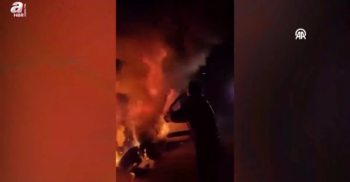 Seyir halindeyken alev alan araçtaki 5 kişiyi ceza infaz kurumu personeli kurtardı