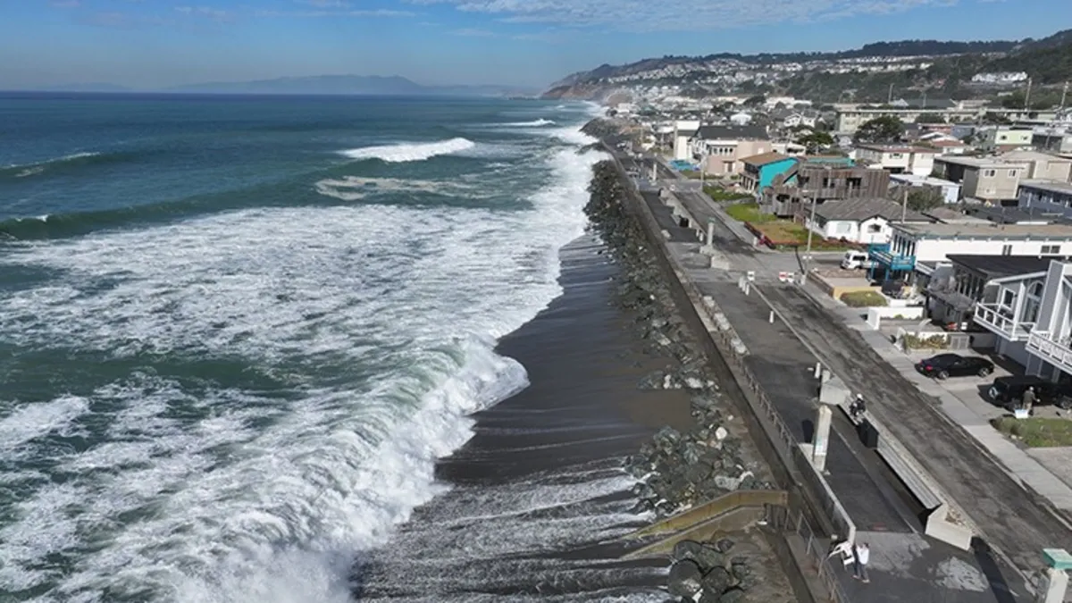 California'da 4,3 büyüklüğünde deprem! Tsunami uyarısı verildi