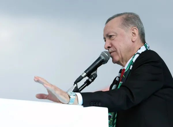 Başkan Erdoğan PKK’nın gölgesine sığınan 7’liye ülkenin kırmızı çizgilerini hatırlattı: Bu ülke terör devleti değildir