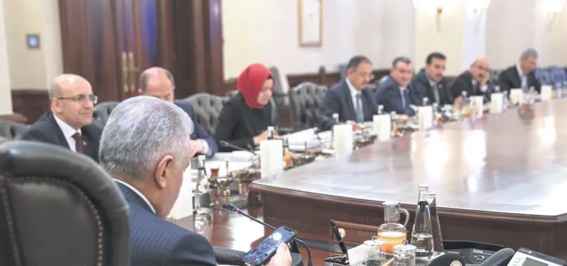 Afrin’e destek giderse vururuz