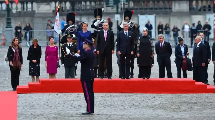 Cumhurbaşkanı Erdoğan Belçika’da resmi törenle karşılandı