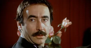 Şener Şen’in kızı babasının kopyasıymış! Meğer Bengü Şen’in annesi...