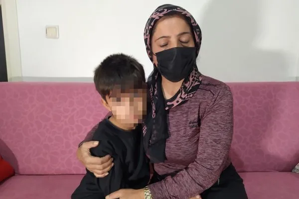 kucukcekmecede-gozu-donen-ogretmen-ogrencisini-kulagini-cekerek-yaraladi-1-bucuk-yil-hapsi-istendi-1641882752502.jpg