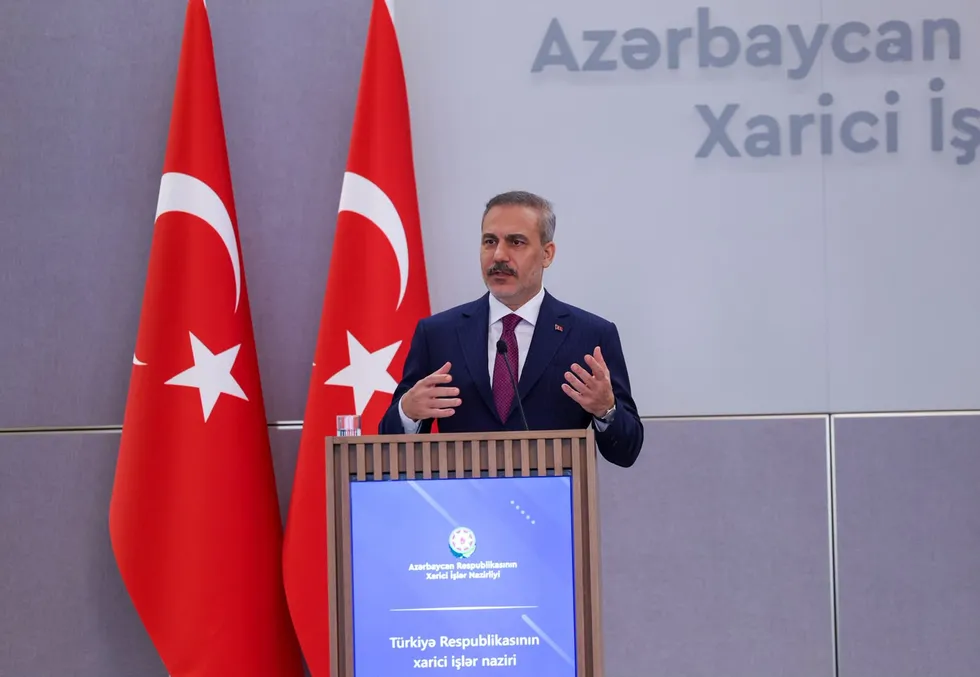 bakan-fidandan-bakude-kritik-mesaj-karadeniz-savasin-disinda-tutulmali-1789482728351.jpg Bakan Fidan'dan Bakü'de kritik mesaj! Karadeniz savaşın dışında tutulmalı - 7