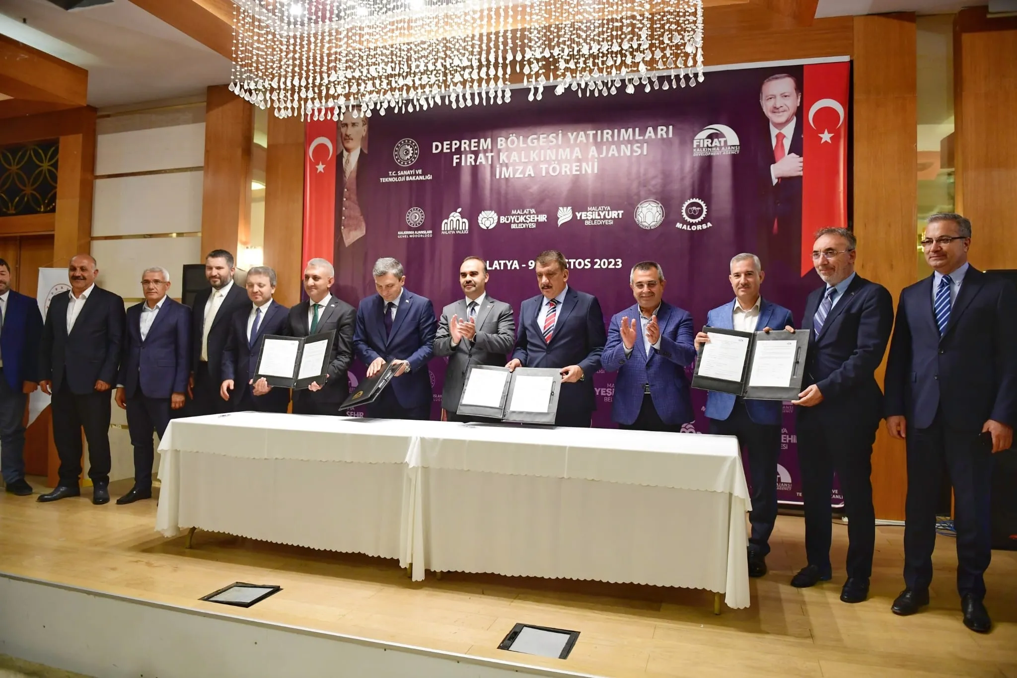 Sanayi ve Teknoloji Bakanı Mehmet Fatih Kacır'dan deprem bölgesine KOBİ müjdesi!