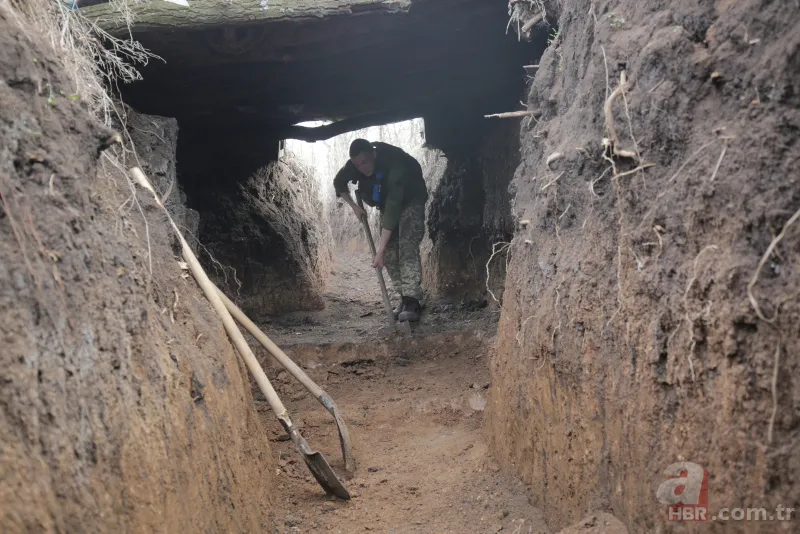 Rusya Ukrayna savaşından yeni görüntüler servis edildi! Askerler siperde kaldı 2