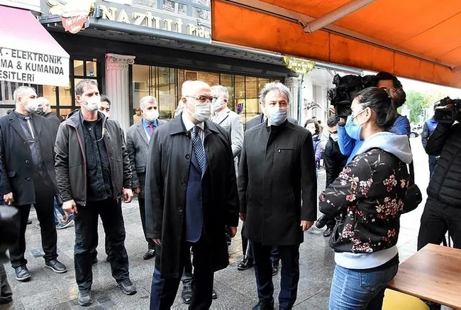 İzmir Valisi Köşger: Vaka ve vefat sayısı üçe katlandı - 3