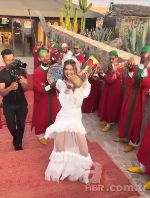 Şeyma Subaşı ablası Kübra Açıl’dan olay paylaşım! Düğüne davet edilmedi soluğu orada aldı 19