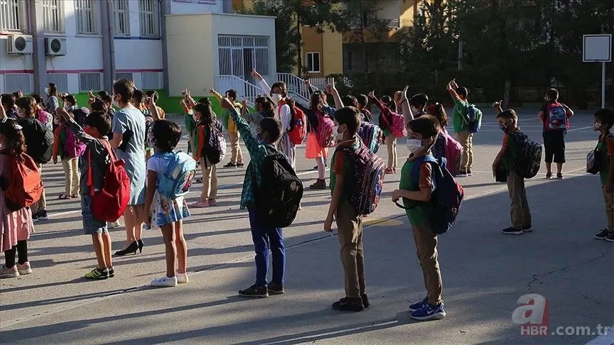 MEB son dakika: 2022-2023 eğitim öğretim yılı takvimi: Okullar ne zaman açılacak, kapanacak? Ara tatil, yarıyıl tatili... 3