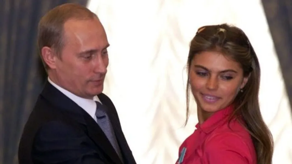 Vladimir Putin ikiz babası mı oldu?