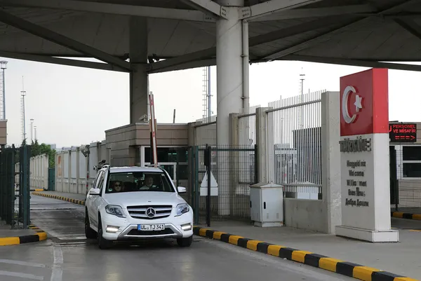 1656246810823.jpg Gurbeçilerin Türkiye yolculuğu! Sınır kapılarından girişler arttı - 1
