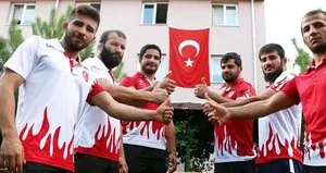 Taha ve Selçuk dünyanın en iyisi
