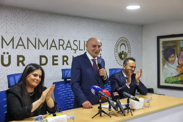 1707163834284.jpg Cumhur İttifakı'nın ABB Başkan adayı Turgut Altınok'tan Mansur Yavaş'a 'hizmet' ayarı: Keşke fotoğraf asmak yerine hizmet yapsaydı - 1