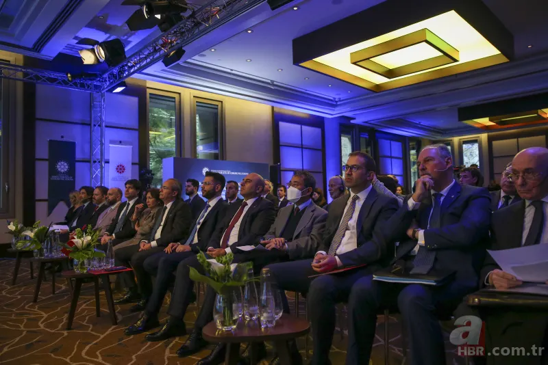 Türkiye ve Arjantin bir arada! Birlikte değeri 200 milyon doları bulan iletişim uydusu üretecekler 16