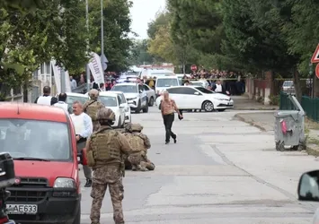 Sakarya'da kan donduran olay! Sevgilisinin boğazından bıçakladı