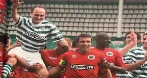 Eski milli futbolcu hayatını kaybetti!