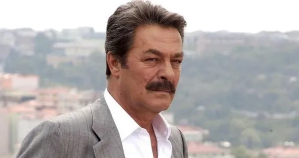1639237372131.jpg Kadir İnanır'ın sağlık durumu nasıl? Hastaneden yeni açıklama geldi! Hayranlarını sevindirecek haber... - 3