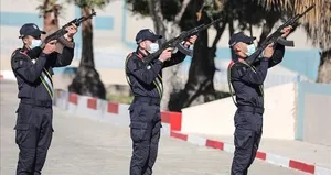 Filistin polisi yeniden Gazze Şeridi’nde görev başında!