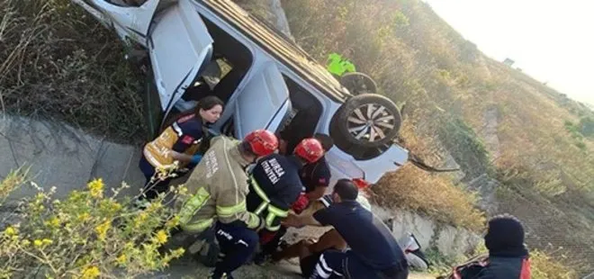Bursa’da feci kaza! Gurbetçi aile, otomobil ile şarampole düştü; 1’i bebek, 2’si çocuk 5 yaralı