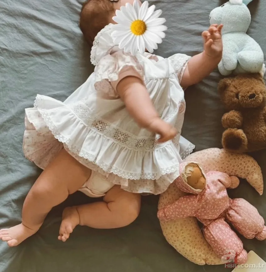 İrem Helvacıoğlu'ndan abla-kardeş pozu: Görenler ikiz sandı 4