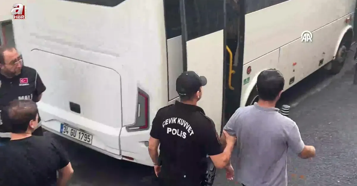 İBB'ye yönelik yolsuzluk soruşturmasında gözaltına alınan şüpheliler adliyeye sevk edildi