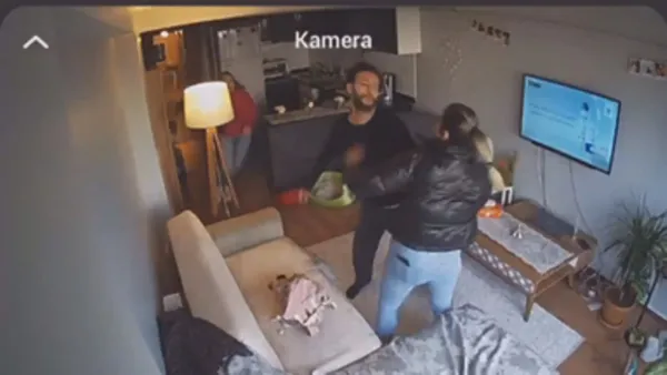 1607843523635.jpg Genç kadını defalarca yumrukladı! Dehşet anlarını sosyal medyadan paylaştı - 3