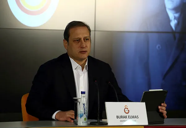 galatasaray-baskani-burak-elmas-menajerlere-odenen-ucretleri-acikladi-falcaonun-menajerine-1645633188261.jpg Galatasaray Başkanı Burak Elmas menajerlere ödenen ücretleri açıkladı! Falcao'nun menajerine... - 1